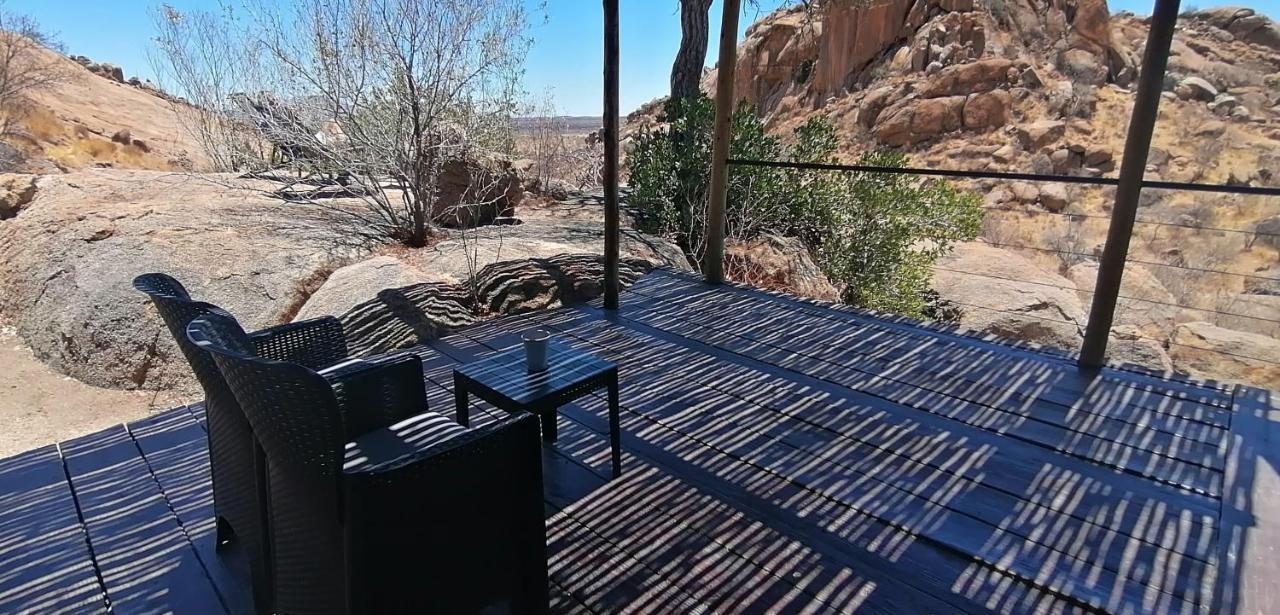 Ondudu Safari Lodge オマルル エクステリア 写真