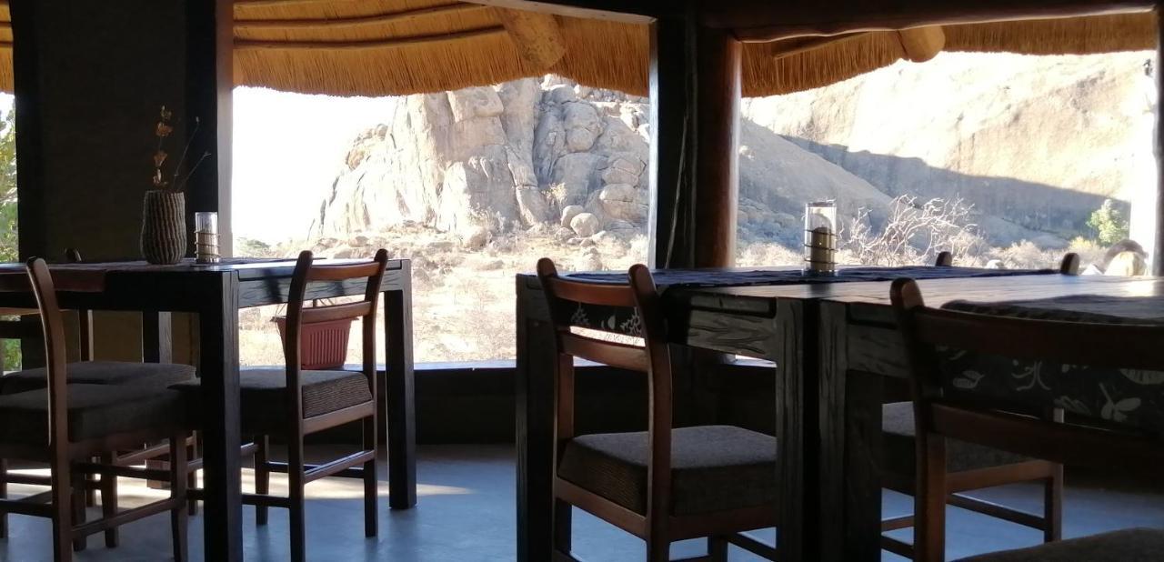Ondudu Safari Lodge オマルル エクステリア 写真