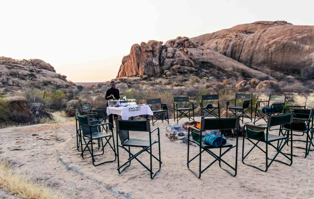 Ondudu Safari Lodge オマルル エクステリア 写真