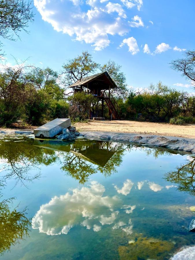 Ondudu Safari Lodge オマルル エクステリア 写真
