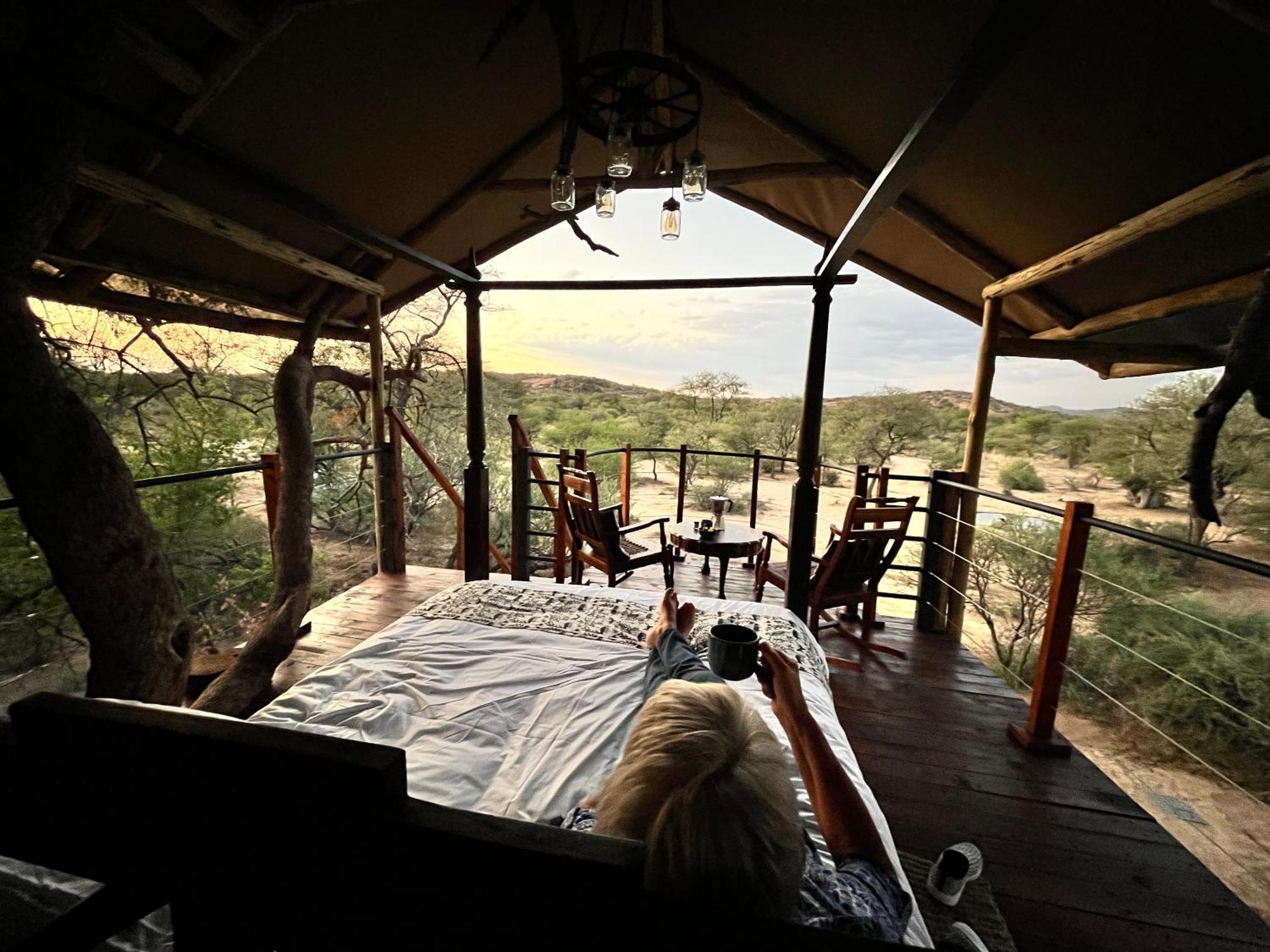 Ondudu Safari Lodge オマルル エクステリア 写真